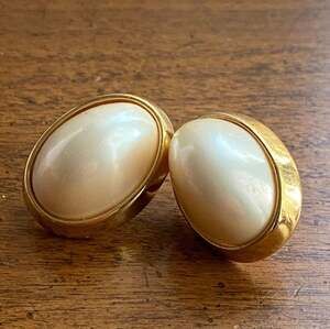 Vintage Trifari Oval Faux Pearl and Gold Tone Pierced Earrings